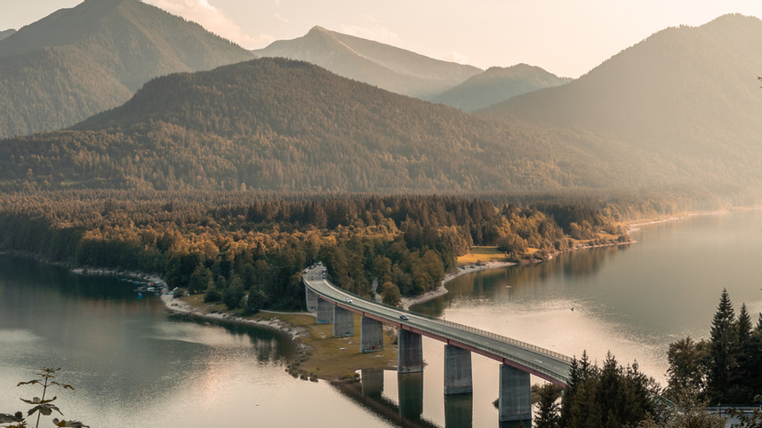 Autobahnbrücke