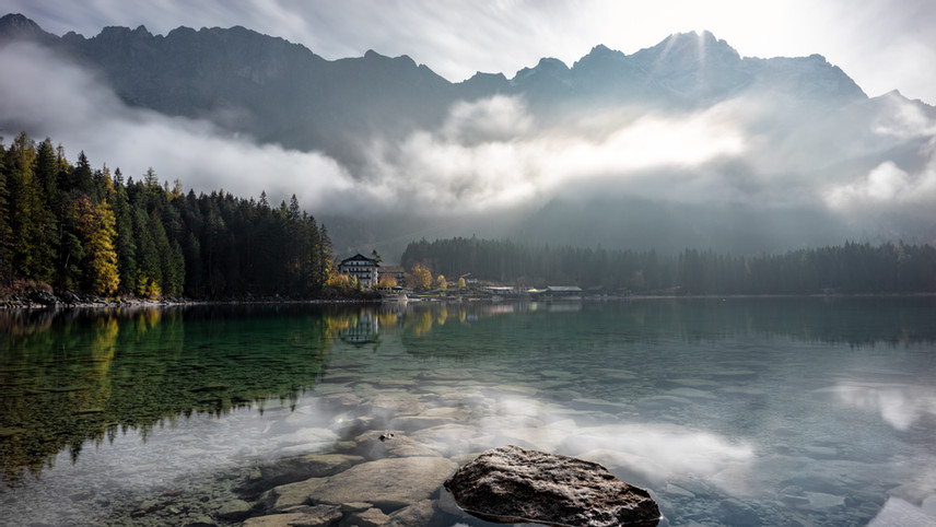 Nebel über See